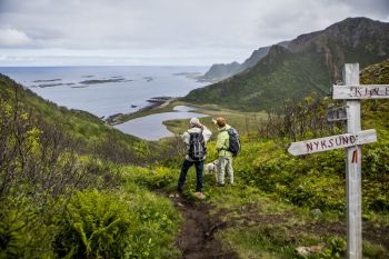 Dronnigruta, en las islas Vesterålen : Noruega